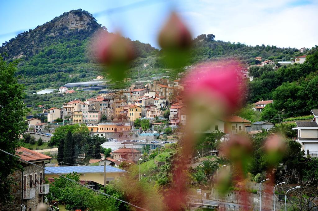 Le Rose Villa San Biagio della Cima Exteriör bild