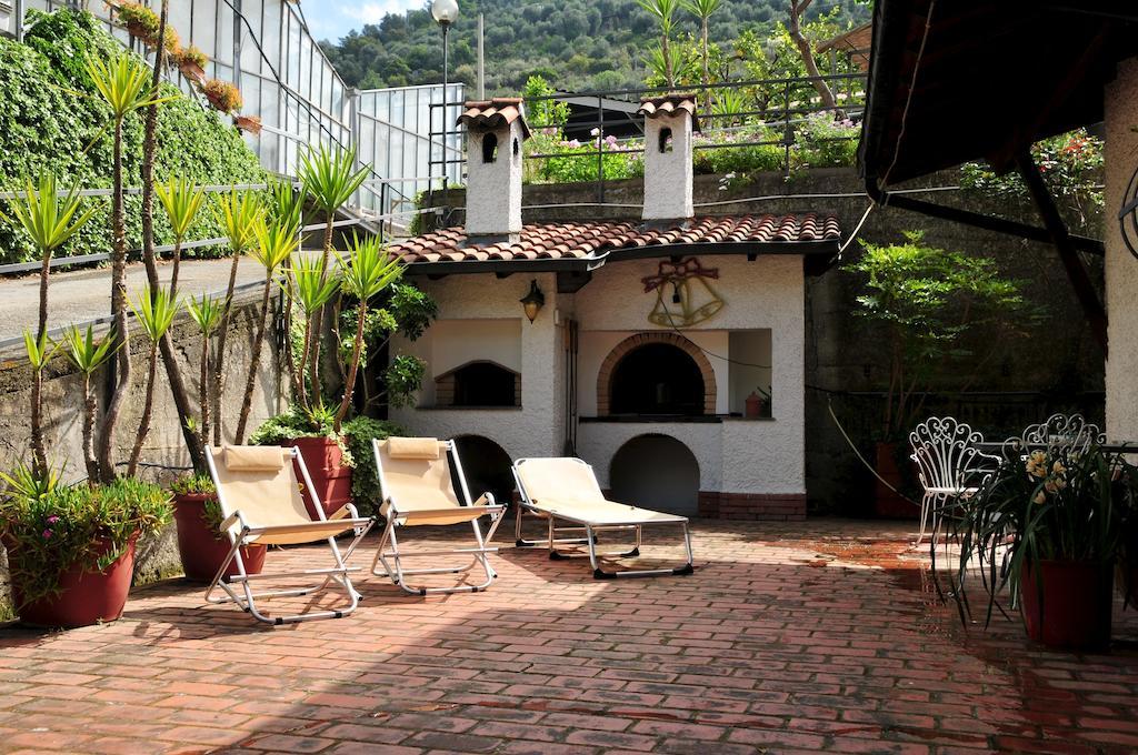 Le Rose Villa San Biagio della Cima Exteriör bild