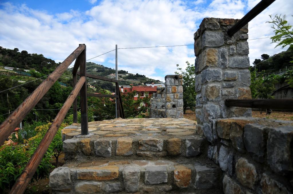 Le Rose Villa San Biagio della Cima Exteriör bild